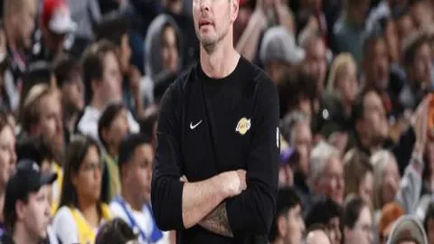 爱情超越物质，伊卡爾迪亦为人之常情